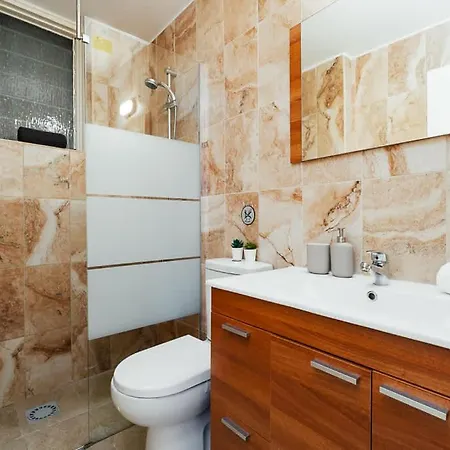 Rose Apartment *